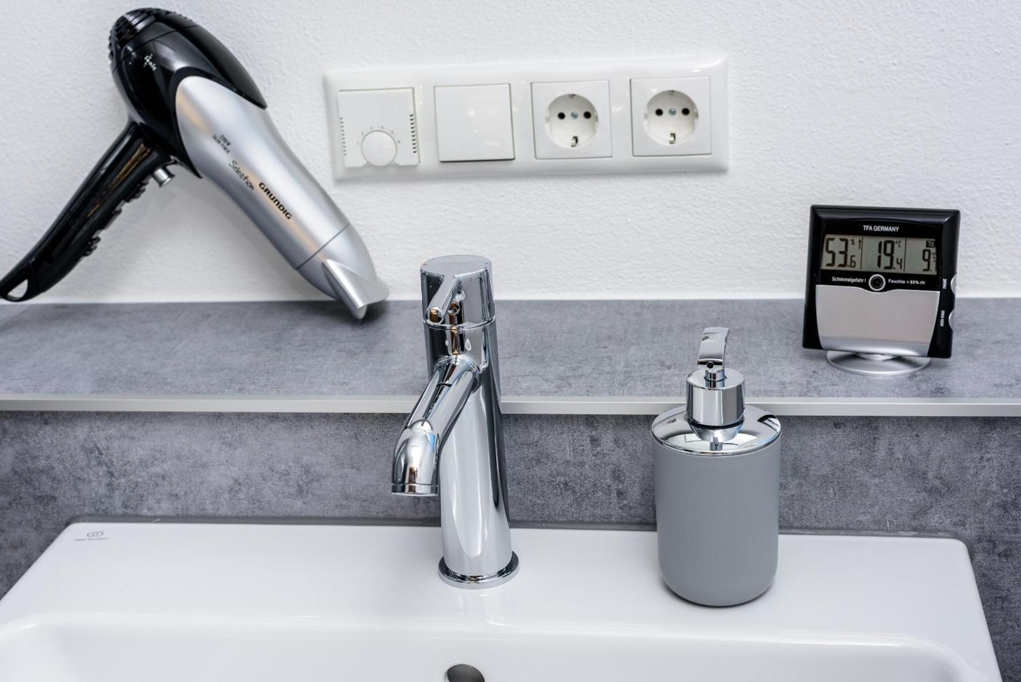 Berg Fux - Ferienwohnung Alfred Der Bueffel ซอนโทเฟิน ภายนอก รูปภาพ